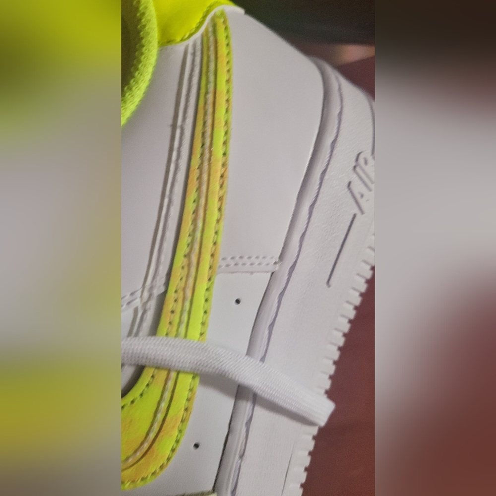 NIke Air Force 1 Shoes - Picture 7 of 9